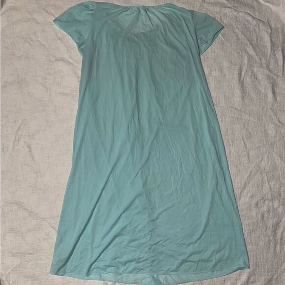 Vintage Miss Elaine Classics Nightgown - Picture 3 of 9